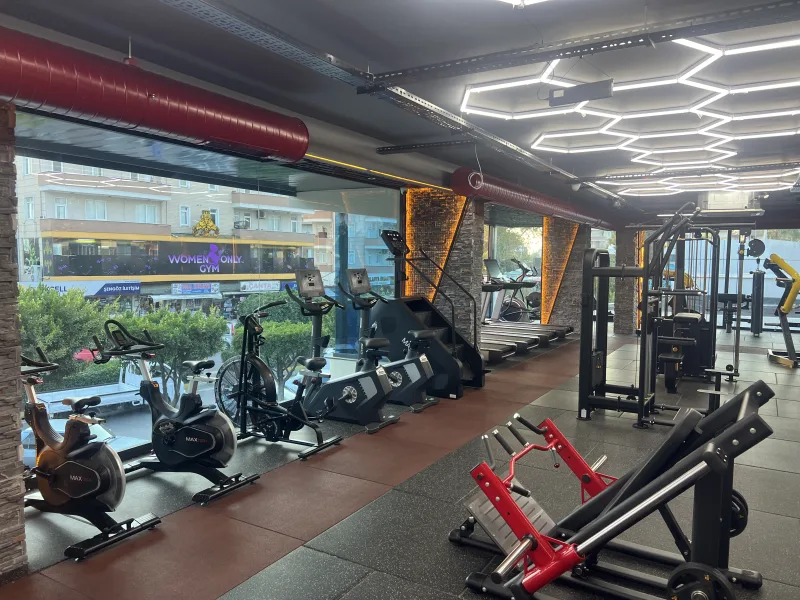 Black Bull Pro GYM — Tělocvična v Alanyi: Online objednávka, ceny a recenze